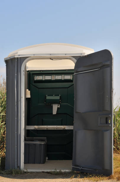 Best Temporary restroom rental  in Cedar Grove, FL